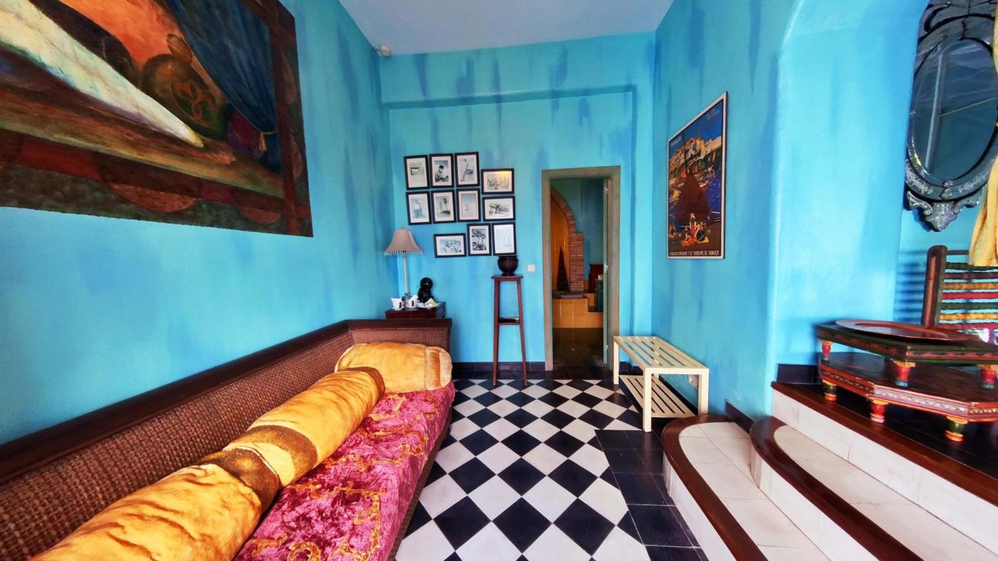 Hotel Utopia